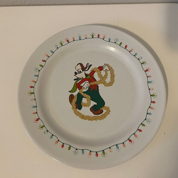 DISNEY PARKS- Mickey Mouse and Friends Christmas Salad...